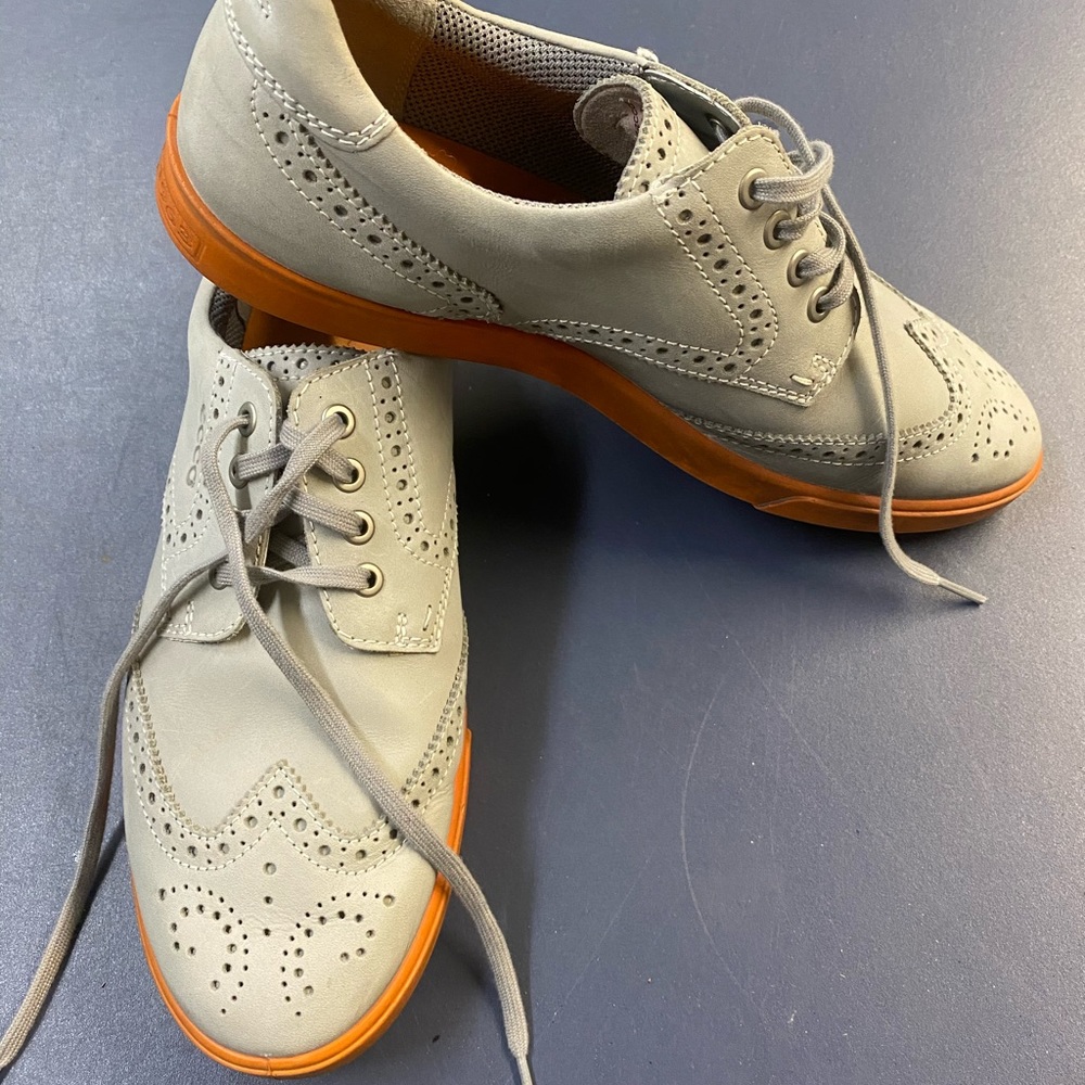 Ecco golf shoes